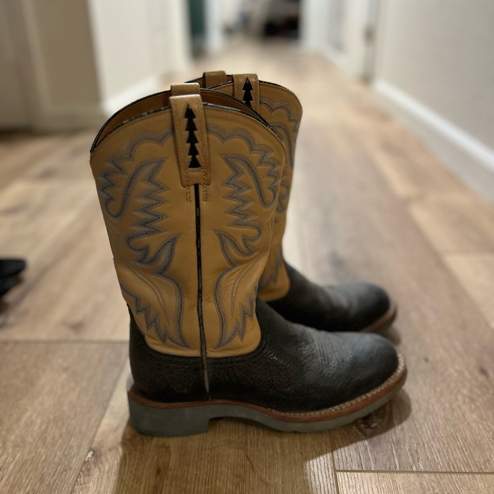 Ariat work boots
